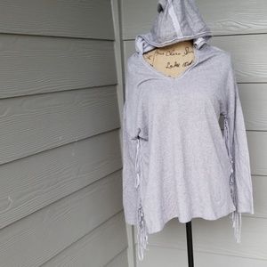 Fringed sleeve grey sweater